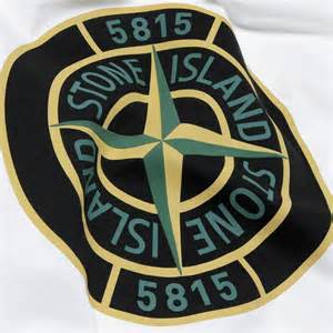 logo Stone Island